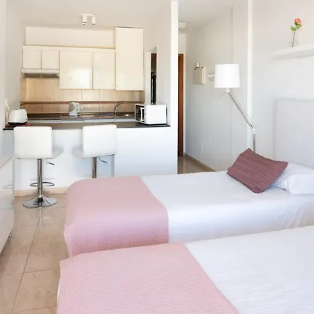 Moderno Estudio Con Terraza Y Piscina En 3* Costa Adeje (Tenerife)